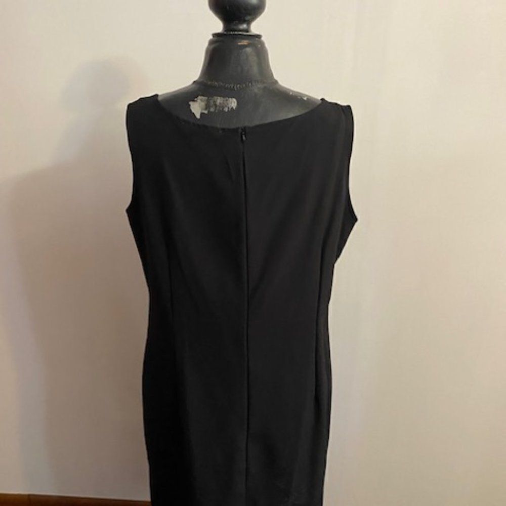 Danny & Nicole Black sleeveless dress with Black/White jacket, size 18W - Picture 6 of 8